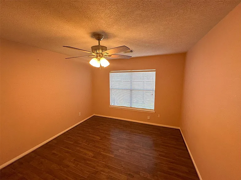 3734 Paigewood Dr — Photo 8