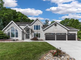 12 Pembrooke Ct, Glen Carbon, IL
