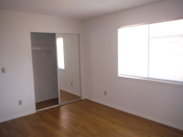 43738 Mona St — Photo 22