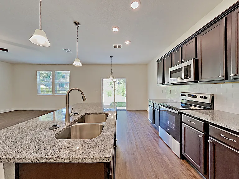 8619 Highfield Ave — Photo 4