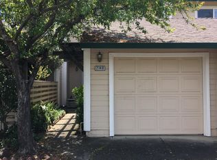 2148 Chianti Dr, Santa Rosa, CA 95403