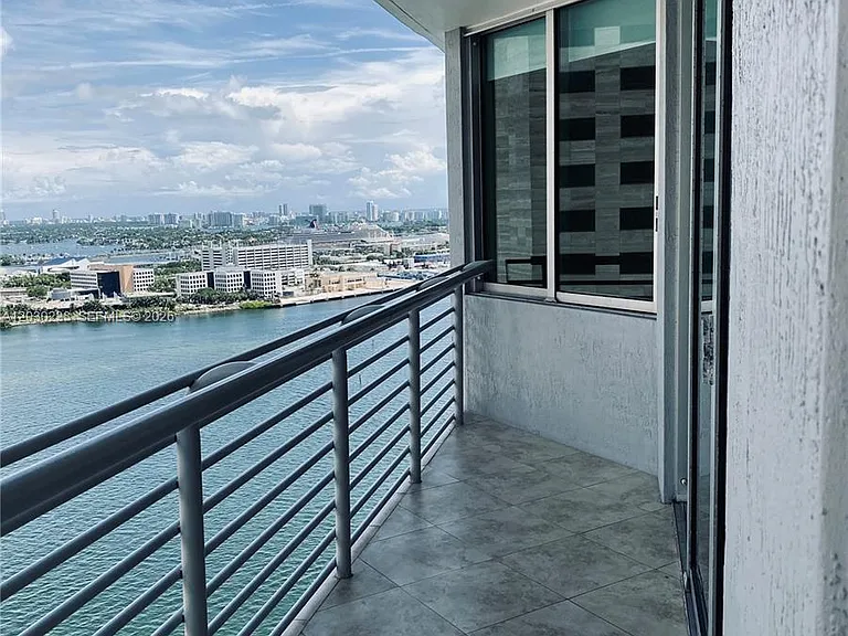335 Biscayne Blvd #2908 — Photo 6