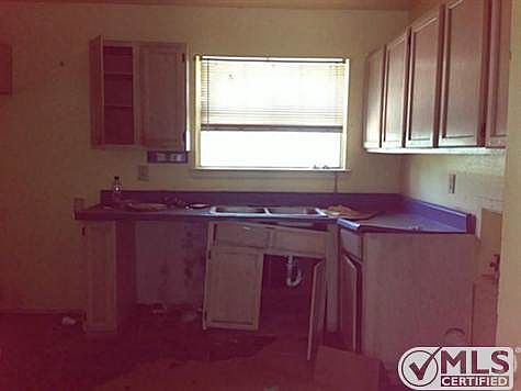 4th image of 2361 Wolcott Dr