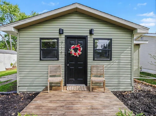 714 Polis St, Buchanan, MI 49107