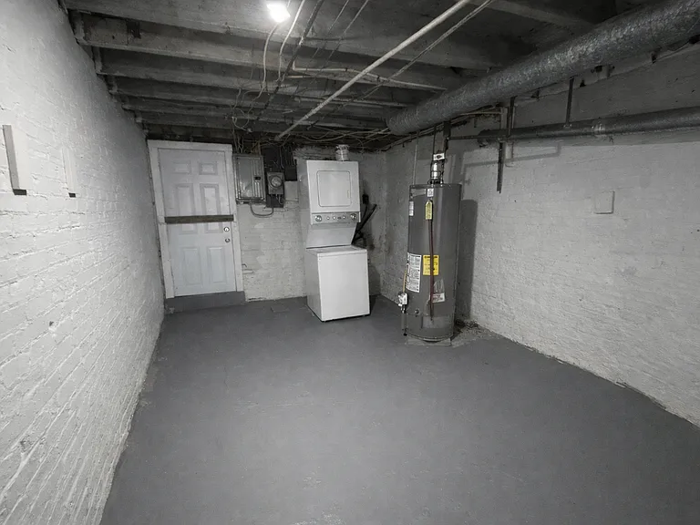 450 E Lorraine Ave — Photo 18