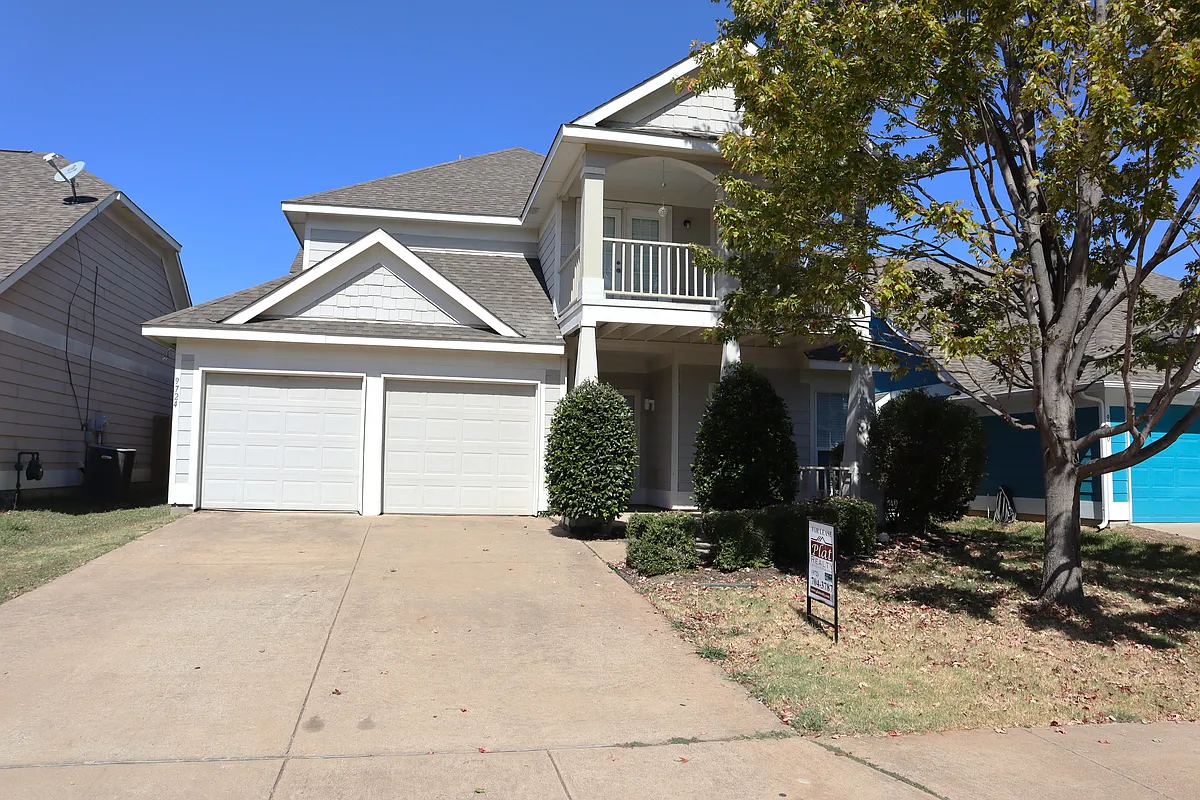 Building Photo - 9724 Old Field Dr