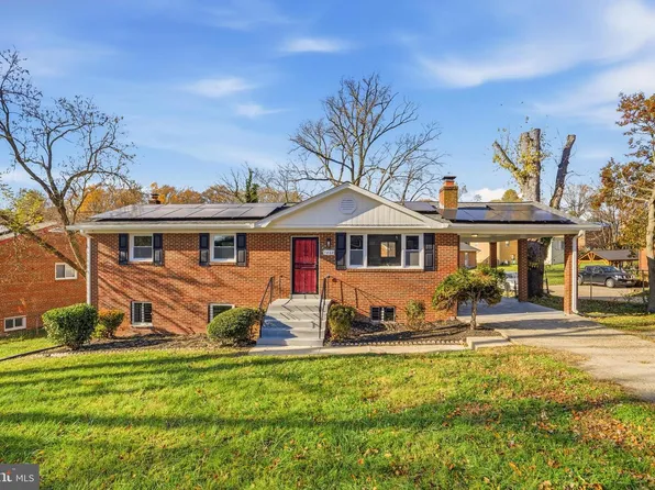 1802 Clayton Dr, Oxon Hill, MD 20745