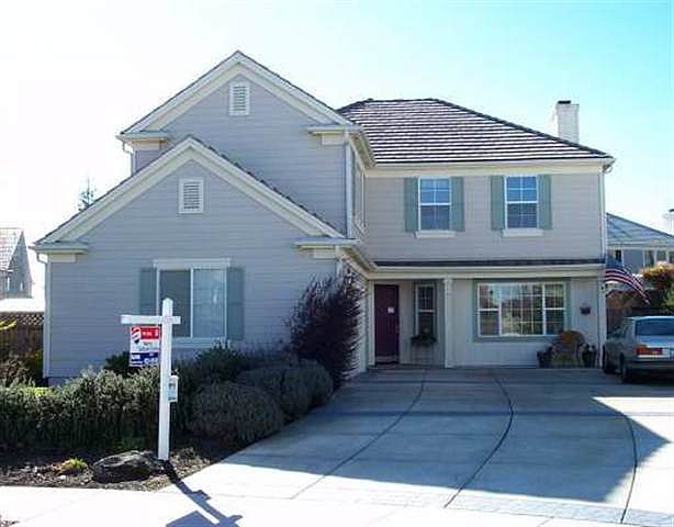 1st image of 688 Dickenson Dr