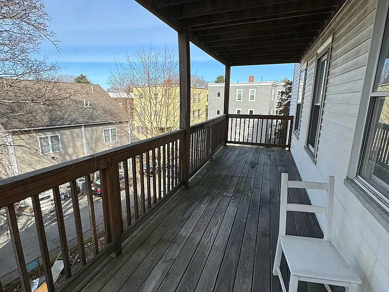71 Foster St #2R — Photo 5
