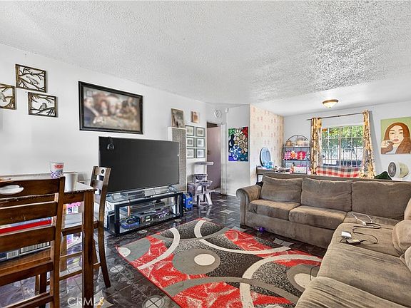 3rd image of 705 S Thorson Ave