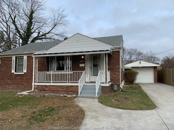 3132 Dominion Blvd, Windsor, ON N9E 2N4