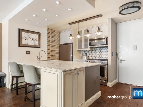 280 Park Avenue South image 1 of 15