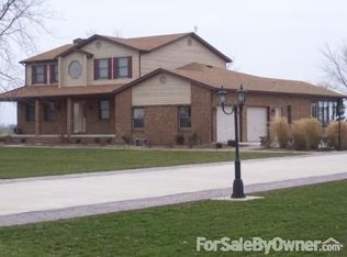 7212 Brickyard Rd, Mascoutah, IL 62258