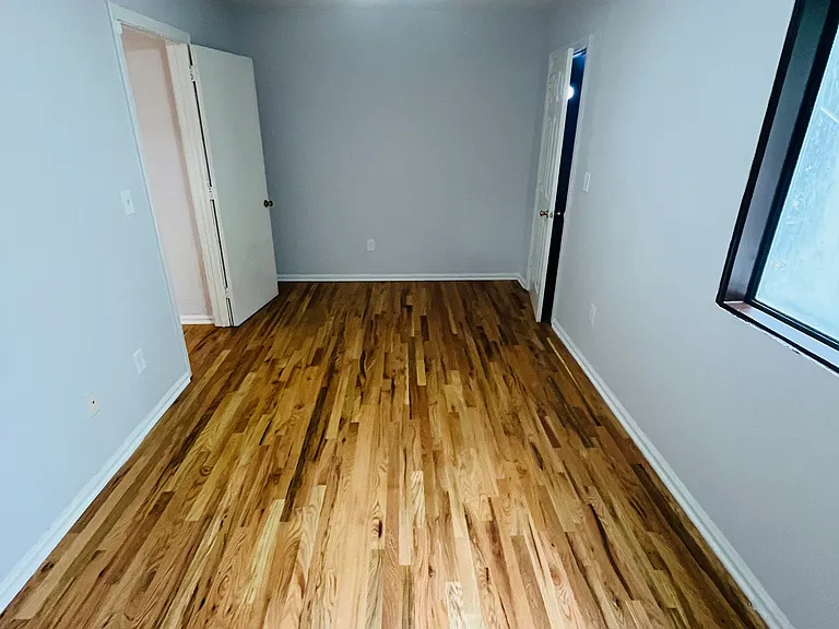 101 Hazel St #B7 — Photo 10