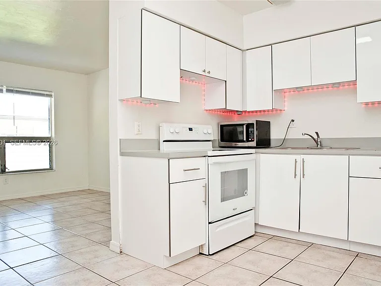 2206 Fillmore St #6 — Photo 5