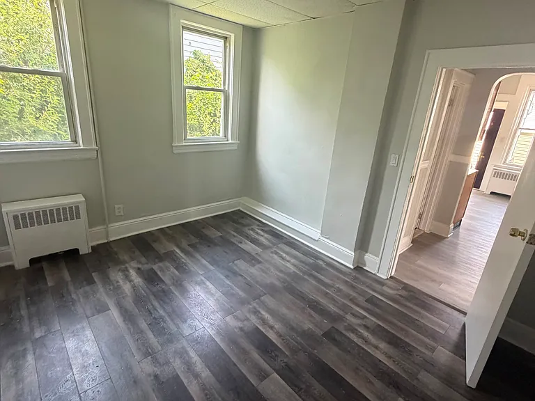 425 3rd Ave #5 — Photo 6