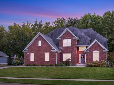 2033 Deer Creek Cir, Columbus, IN, 47201