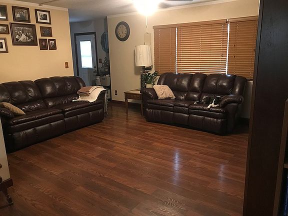 2nd image of 2801 Willow Dr