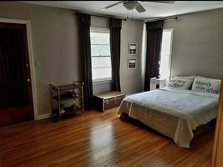129 N Broadview Ave — Photo 11