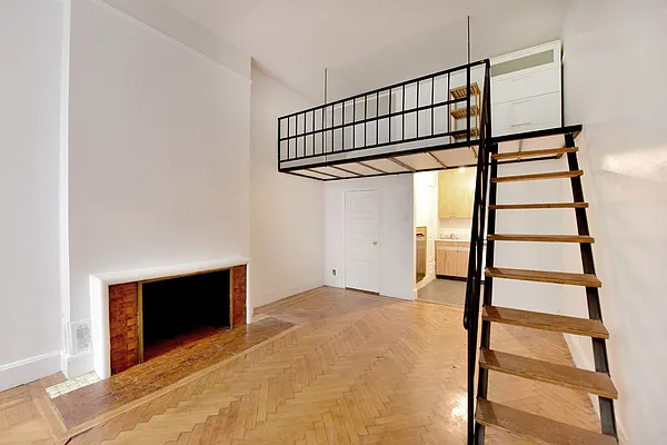 Rented by Cooper & Cooper Real Estate | media 53