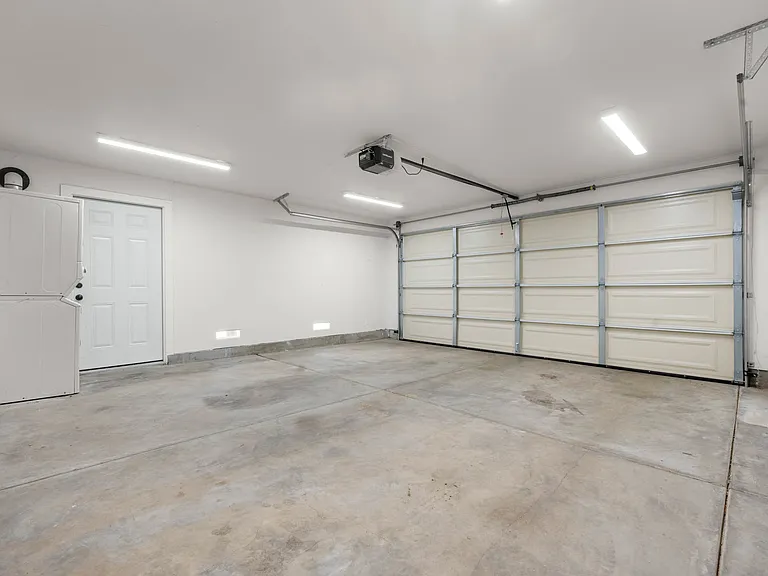 1625 Stearns Dr — Photo 18