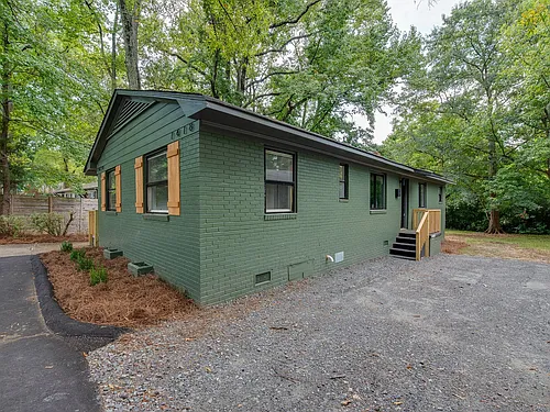 1448A Anderson St Photo 1