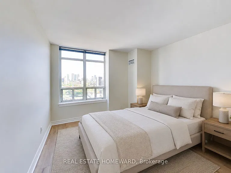 255 Richmond St E #Penthouse 10 — Photo 6