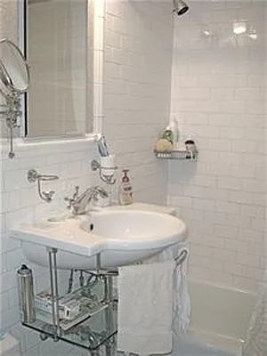 Sold by Douglas Elliman | media 10