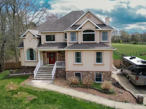 173 W Pleasant Grove Rd, Jackson, NJ 08527