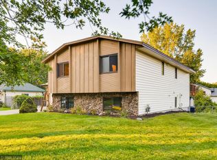 10511 Avocet St NW, Coon Rapids, MN 55433