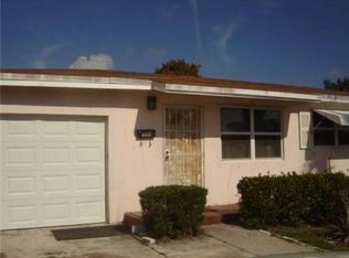 823 W Ilex Dr, Lake Park, FL 33403