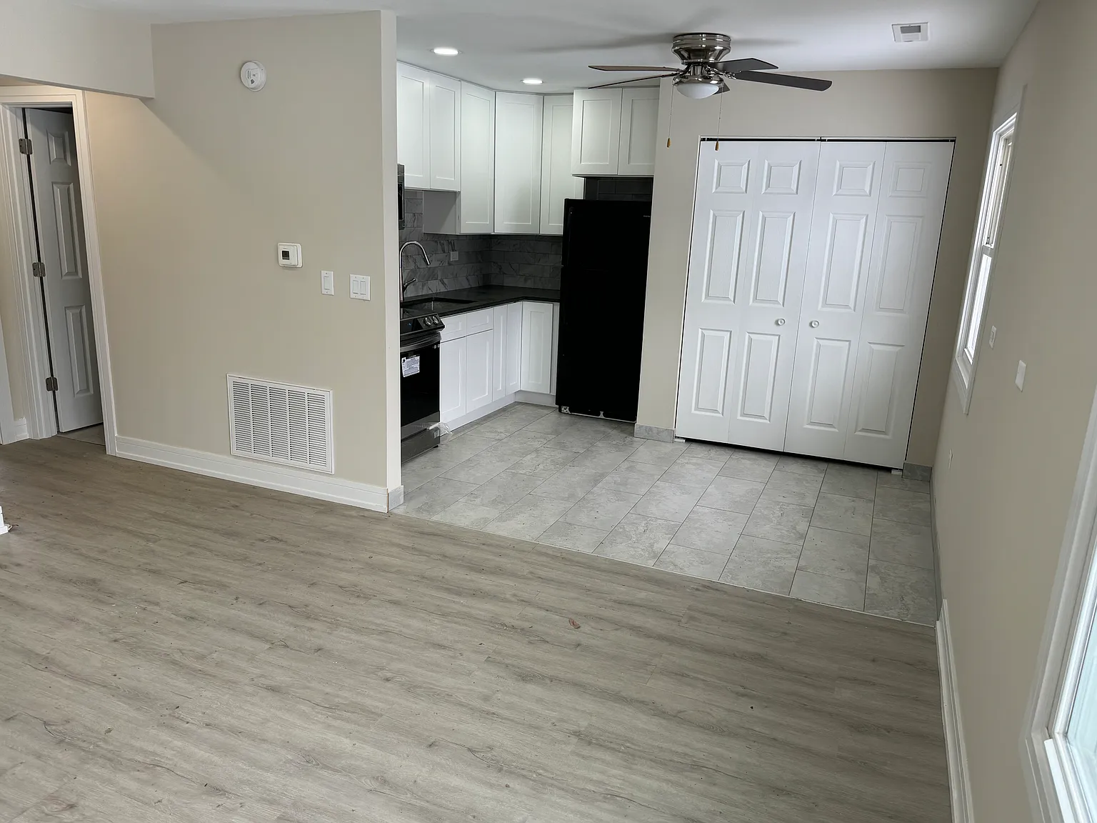 2 bed, 850 sqft, $1,300 — Photo 1