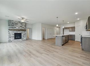 3028 NW 95th Ter, Kansas City, MO 64154