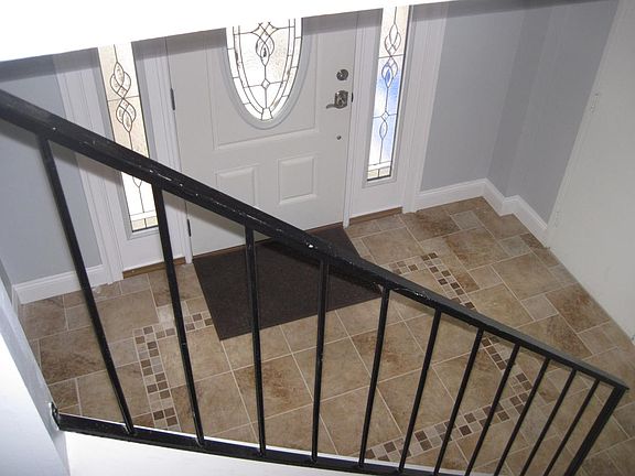 4th image of 19117 Stedwick Dr