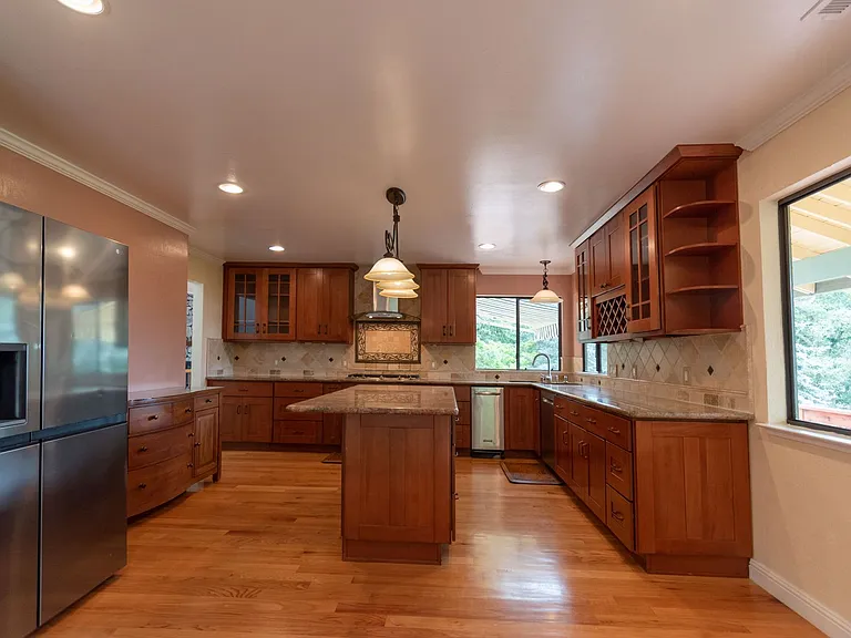 22688 Riva Ridge Rd — Photo 12