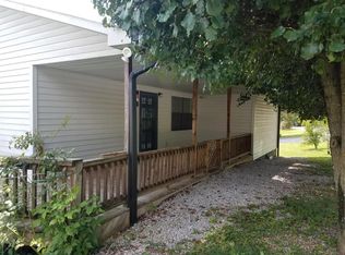 492 Sheppard Rd, Oneida, TN 37841