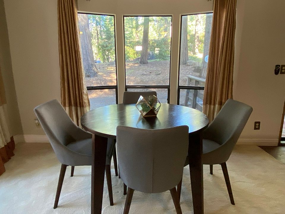 Shared Space - Dining