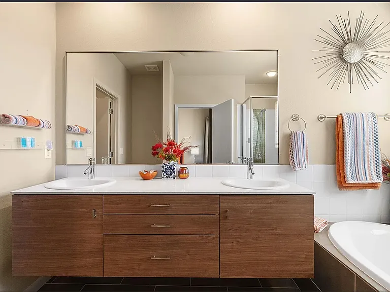 3500 Georgia Lee Dr — Photo 17