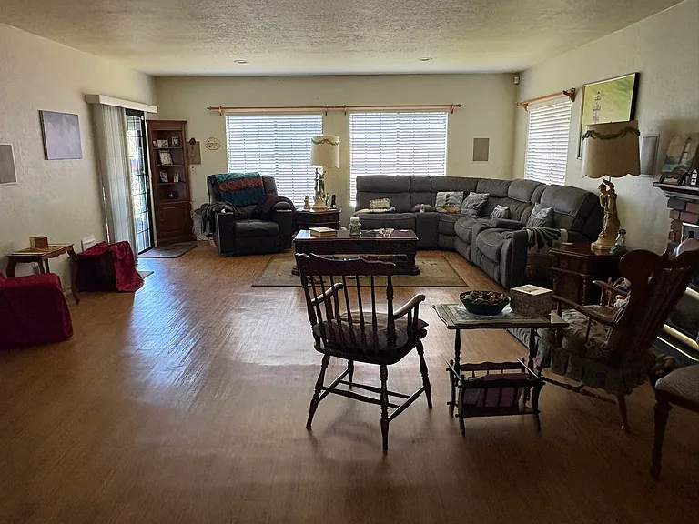 Bayview Cir — Photo 5