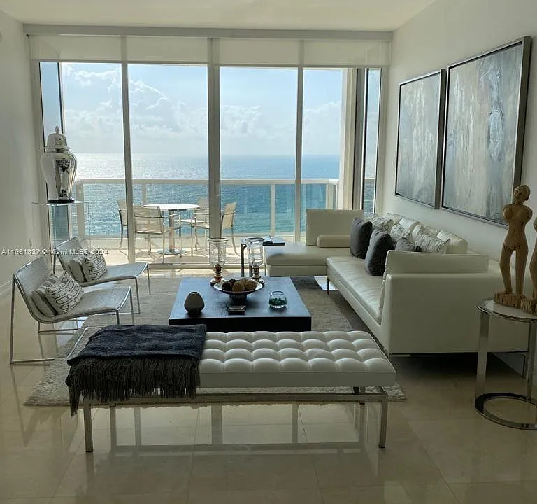 18101 Collins Ave #1907