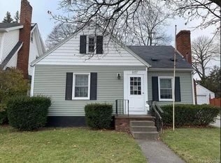 807 Merrill St, Lansing, MI 48912