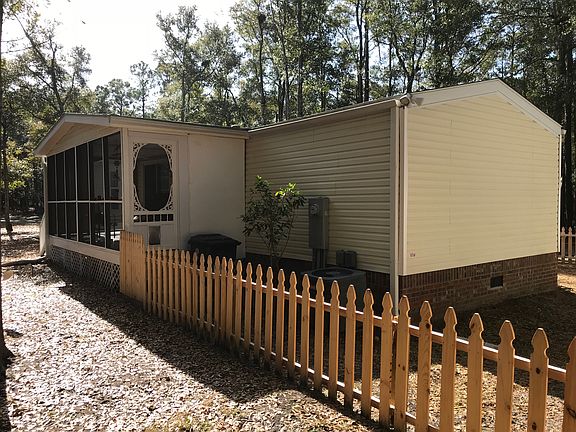 5th image of 3490 Dolphin Dr SE