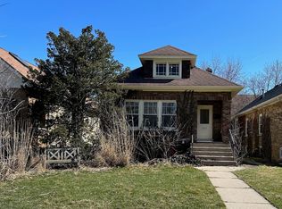 2707 Lincolnwood Dr, Evanston, IL