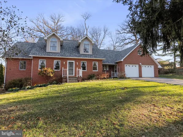 20036 Landis Rd, Hagerstown, MD 21740