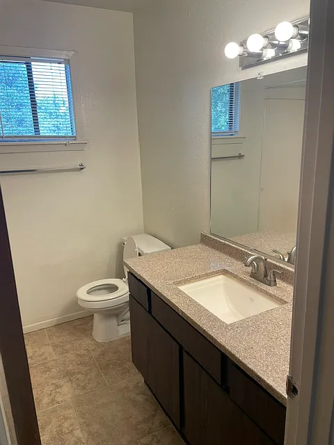 Eagle Pass Apartments — Photo 2