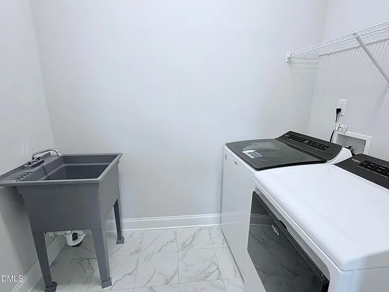 1028 Bravura Dr — Photo 15