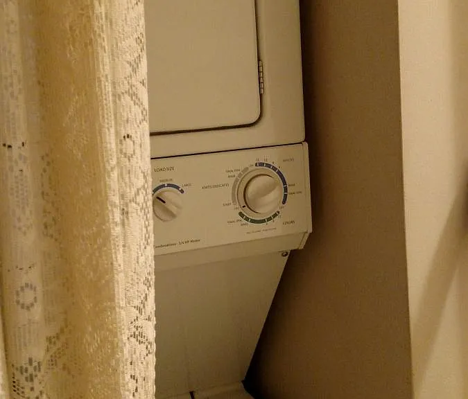 117 Adams St NW #2 — Photo 9