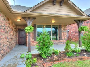 20534 Autumn Trl, Harrah, OK 73045