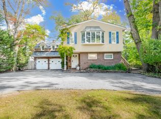 43 Spring Valley Ave Floor 2, Paramus, NJ 07652