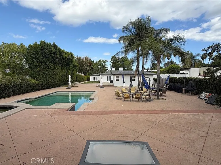 5855 Shirley Ave — Photo 34